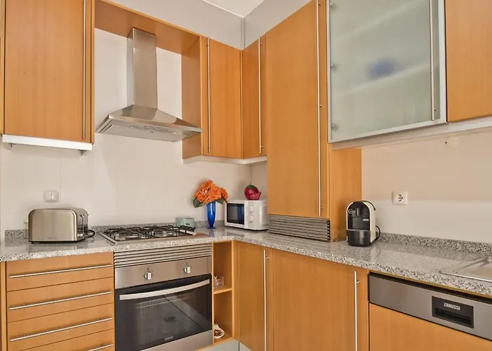 Bmyguest - Sesimbra Sea View